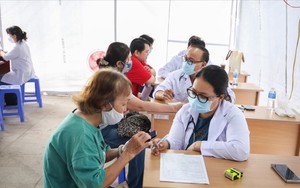 Hà Nội tháo gỡ vướng mắc, không để gián đoạn việc khám sức khỏe miễn phí cho người dân