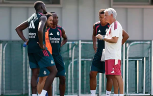 Real Madrid: Thách thức 20 người của Mourinho