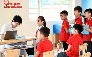 Quỹ Chạm Yêu Thương phối hợp cùng Bệnh viện Đại học Y Hà Nội khám sức khỏe cho gần 300 học sinh vùng khó trước năm học mới