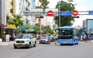 Lượng hành khách sử dụng xe buýt tăng mạnh sau hơn 1 tháng miễn phí vé