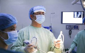 Người Việt chi 3 tỷ USD ra nước ngoài khám bệnh - Bài toán giữ chân người dân và thu hút khách quốc tế