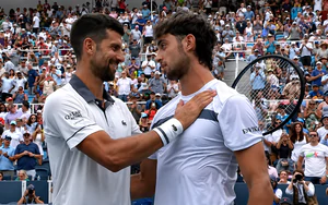 Tin nóng thể thao sáng 16/8: Sao tuyển Pháp sắp gia nhập Liverpool; Djokovic bị loại sớm trước thềm US Open