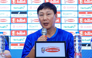 Báo Hàn Quốc: “HLV Kim Sang Sik có cơ hội viết lại lịch sử, làm điều ông Park không thể”