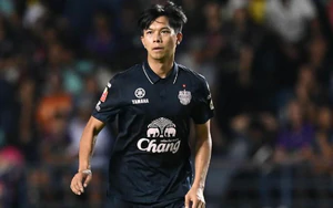 Trung vệ Pansa Hemviboon của Thái Lan một lần nữa phản lưới nhà ở ASEAN Cup