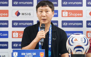 HLV Kim Sang Sik: 'Gặp Thái Lan quan trọng là phải hồi phục thể lực'