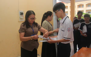 Chuẩn bị điều kiện thí điểm thi tốt nghiệp THPT trên máy tính từ năm 2027