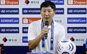 ĐT Việt Nam phải đối mặt áp lực khủng khiếp tại "chảo lửa" Pakansari có thiết kế đặc biệt