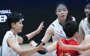 ĐT bóng chuyền nữ Việt Nam ghi tên mình vào tứ kết giải vô địch châu Á sau trận đấu với Nhật Bản