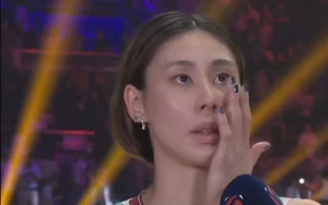 Ngôi sao bóng chuyền nữ Nhật Bản bật khóc sau khi thua ĐT Thái Lan, lỡ cơ hội giành vé Olympic 