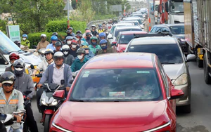 Nhiều tuyến đường cửa ngõ phía Đông TP. Hồ Chí Minh ùn tắc ngày đầu nghỉ lễ