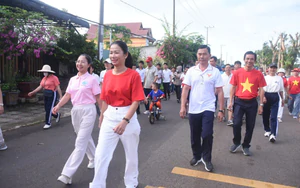 Đi bộ hưởng ứng Chương trình "Cùng Việt Nam tiến bước" trên địa bàn xã Bình Giã năm 2026
