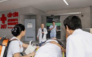 Bác sĩ vượt biển giữa đêm cứu thuyền viên người Nga nghi bị đột quỵ