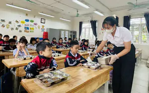 Kiểm soát chặt chẽ, minh bạch bữa ăn bán trú trước thềm năm học mới