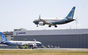 Mỹ kiểm tra gần 500 máy bay Boeing 737 MAX do nguy cơ nứt thân máy bay