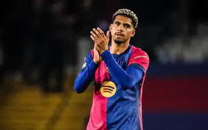 Tin chuyển nhượng hôm nay 8/8: Trung vệ Barca gia nhập Liverpool, Man City chiêu mộ thủ môn mới