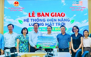 Hòa Vang tiếp nhận hệ thống điện năng lượng mặt trời trị giá 1 tỷ đồng