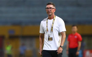 HLV Harry Kewell: ‘Thất bại này rất khó chấp nhận’