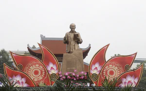 Đền thờ Bác Hồ: Không gian văn hóa, giáo dục truyền thống cho các thế hệ