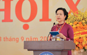 Bà Trần Thị Thu Đông tái đắc cử Chủ tịch Hội Nghệ sĩ Nhiếp ảnh Việt Nam lần thứ X
