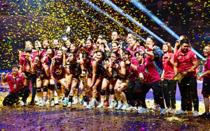 Tin nóng thể thao tối 2/9: Xác định 3 đội tuyển bóng chuyền nữ đầu tiên có vé dự Olympic 2028