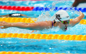 Yu Zidi phá kỷ lục 200m bơi bướm ASIAD 2026 ở tuổi 13: “Tiểu tiên cá” mới của bơi lội Trung Quốc