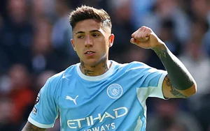 Haaland lại ghi bàn, Man City thắng nghẹt thở trong trận đấu có 8 bàn thắng