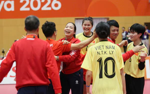 Vỡ òa cảm xúc sau tấm HCV cầu mây đôi nữ ASIAD 2026