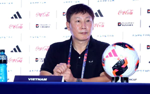 HLV Kim Sang Sik có mắc sai lầm trong thất bại trước tuyển Thái Lan ở FIFA ASEAN Cup 2026?