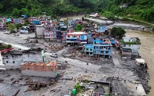 Lũ quét tại Nepal và Trung Quốc: Cứu sống 2 công nhân thủy điện sau 10 ngày mắc kẹt