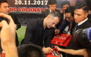 Giggs và Scholes sẵn sàng làm Đại sứ du lịch, cho con sang Việt Nam học bóng đá