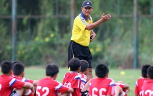 HLV Trần Minh Chiến đến lúc bước ra ánh sáng