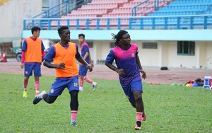 Thổi giá và đè giá cầu thủ Việt