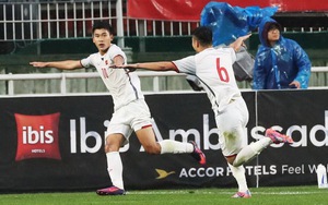 Mạnh Dũng ghi bàn ngẫu hứng, U19 Việt Nam cầm hòa U19 Hàn Quốc