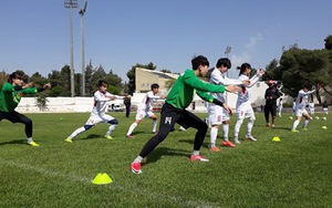 Chạm trán Australia, tuyển nữ Việt Nam ngại nhất bóng bổng