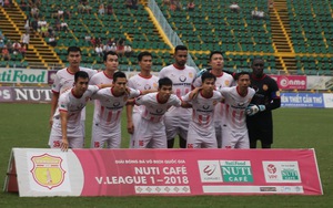 Thắng luân lưu trước Hà Nội B, Nam Định ở lại V-League