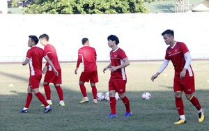 Trung vệ Đình Trọng: ‘Trận đấu với tuyển Lào sẽ rất khó khăn’