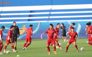 Việt Nam không được làm quen sân thi đấu với Jordan