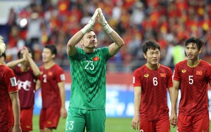 Tuyển Việt Nam chuyển khách sạn trước vòng tứ kết