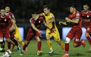 Vòng 12 V League: 'Nóng' ở Hòa Xuân!