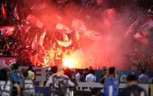 CĐV đốt pháo, Hà Nội và Hải Phòng cùng nhau ‘lĩnh án’ 40 triệu