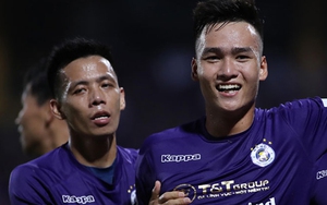 Việt Anh và Văn Quyết bị treo giò, Hà Nội FC thiệt hại lớn