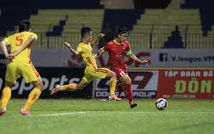 Bóng đá Việt Nam: Muốn nhanh thì phải từ từ