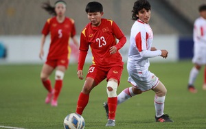 HLV Mai Đức Chung thừa nhận thua thiệt dù thắng Tajikistan 7-0
