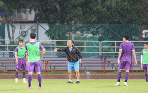 Tin ĐT Việt Nam vs Malaysia 11/12: Tuyển Việt Nam tập trung cao độ, Malaysia có thể bỏ giải