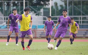 Tin ĐT Việt Nam vs Thái Lan 21/12: Tuyển Việt Nam gặp bất lợi, Thái Lan tăng cường dứt điểm