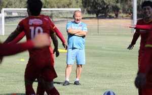 Đấu Úc, đội tuyển Việt Nam củng cố bài tấn công