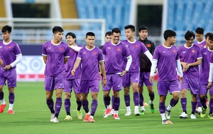 Việt Nam đấu Nhật Bản: Tiến Linh, Văn Xuân ở nhà vào phút chót