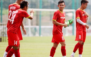 HLV Park Hang Seo bất ngờ triệu tập Hai Long