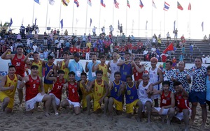 Cú đúp HCV của rowing và kurash