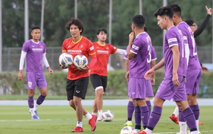 Trung vệ Việt Anh: ‘U23 Việt Nam cố vượt qua vòng bảng’